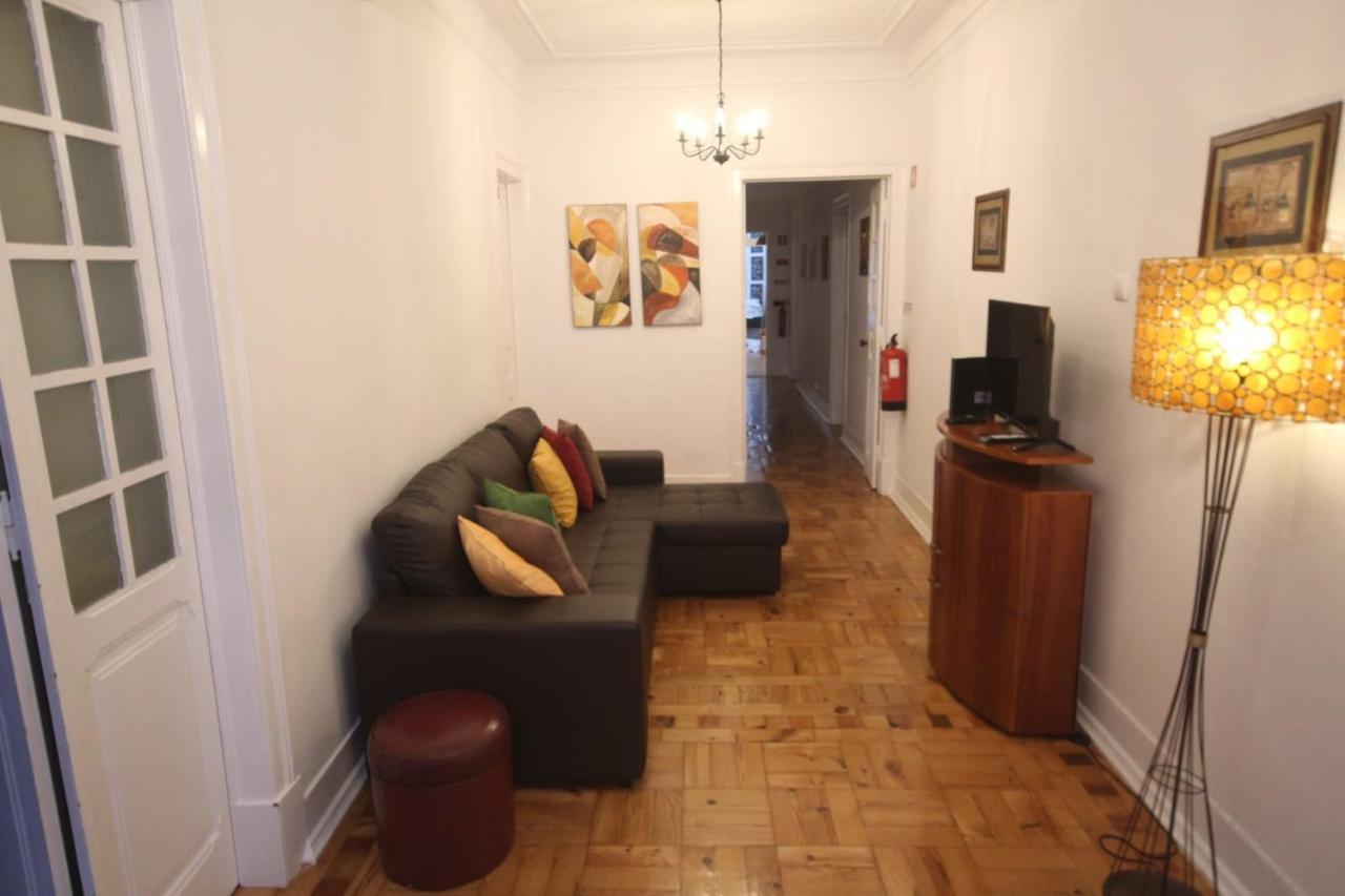 ליסבון Nautic M1 R2 - Classy & Cozy Double Room With Shared Bathroom In Marques Pombal מראה חיצוני תמונה